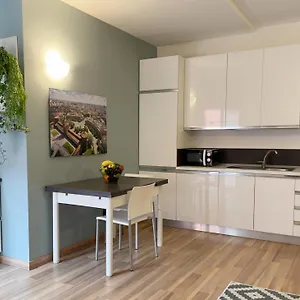 Apartment Rentopolis - Palazzo Candiani, Mailand